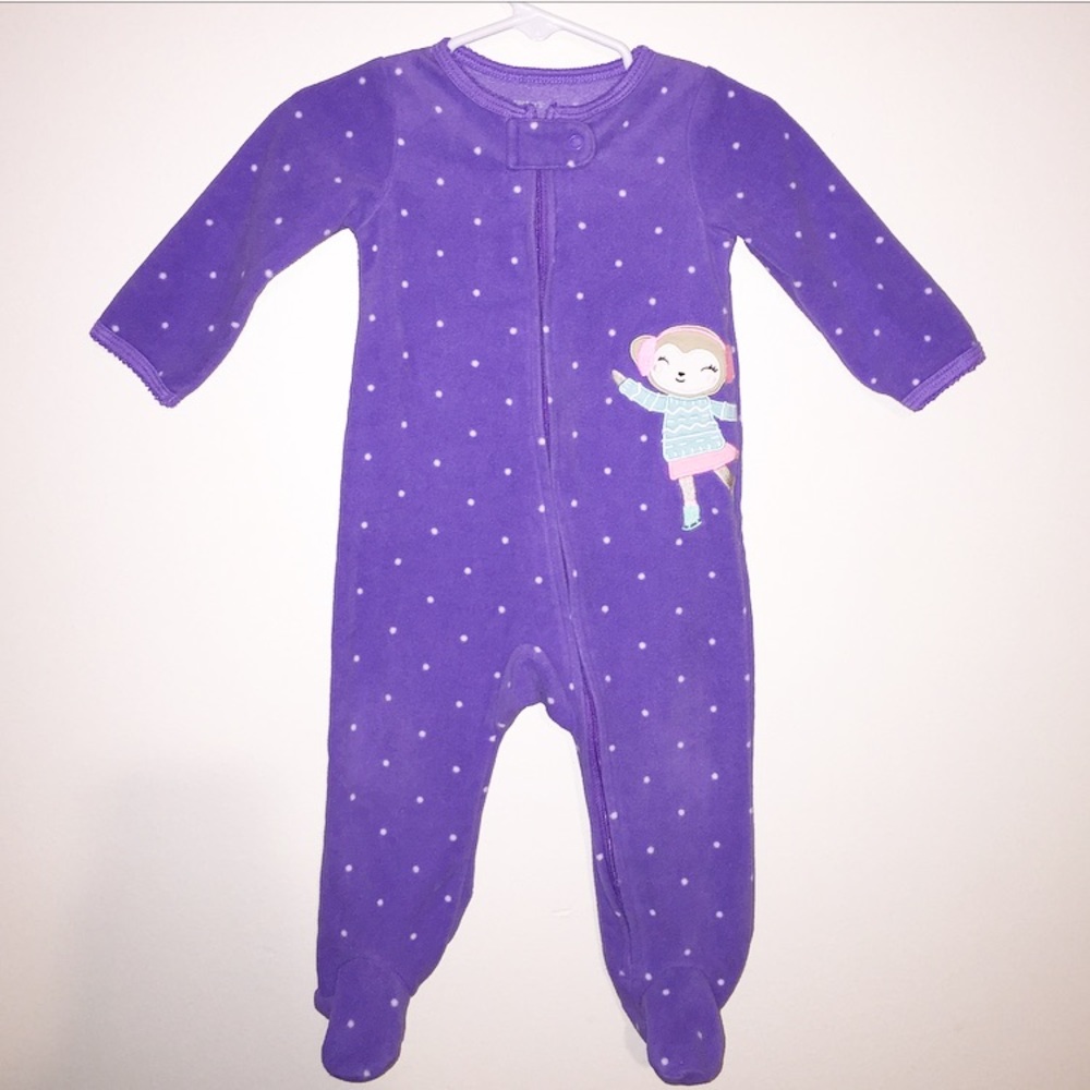 CARTER’S FOOTED PAJAMAS | 9 months